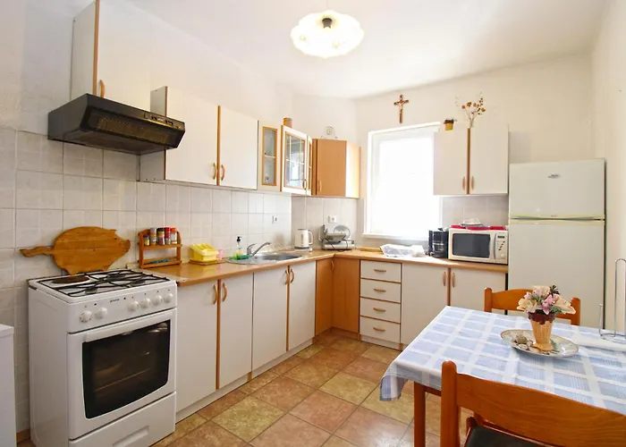 Karolina 517 아파트 *